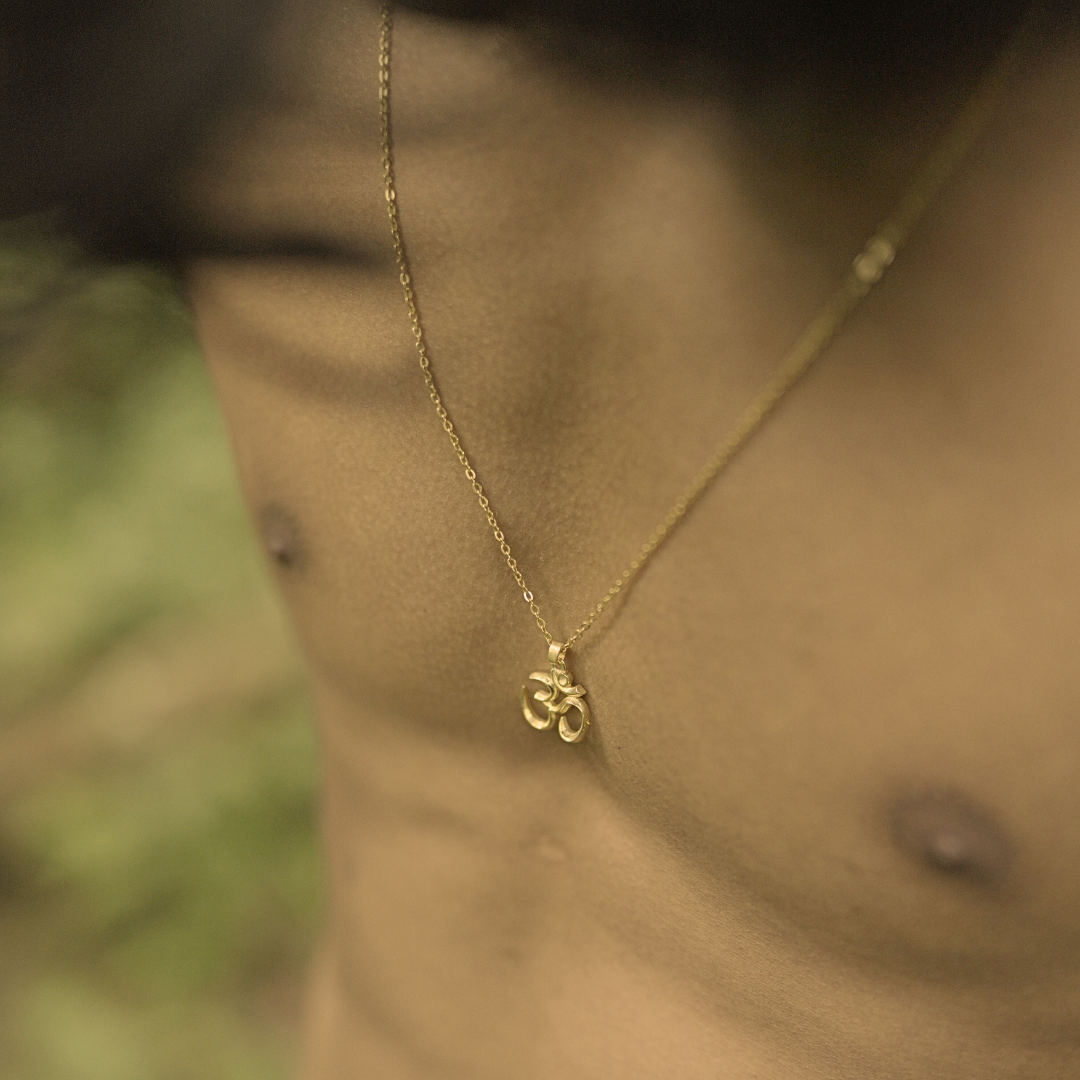 OM PENDANT (GOLD)