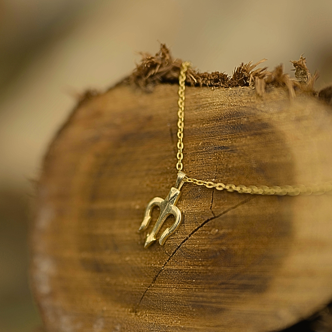 TRIDENT PENDANT  (GOLD)