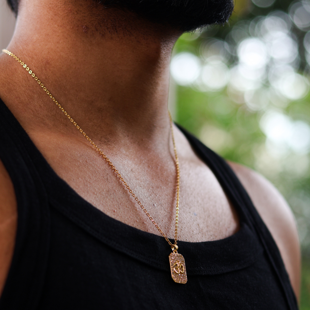 OM STUDDED PENDANT (GOLD)