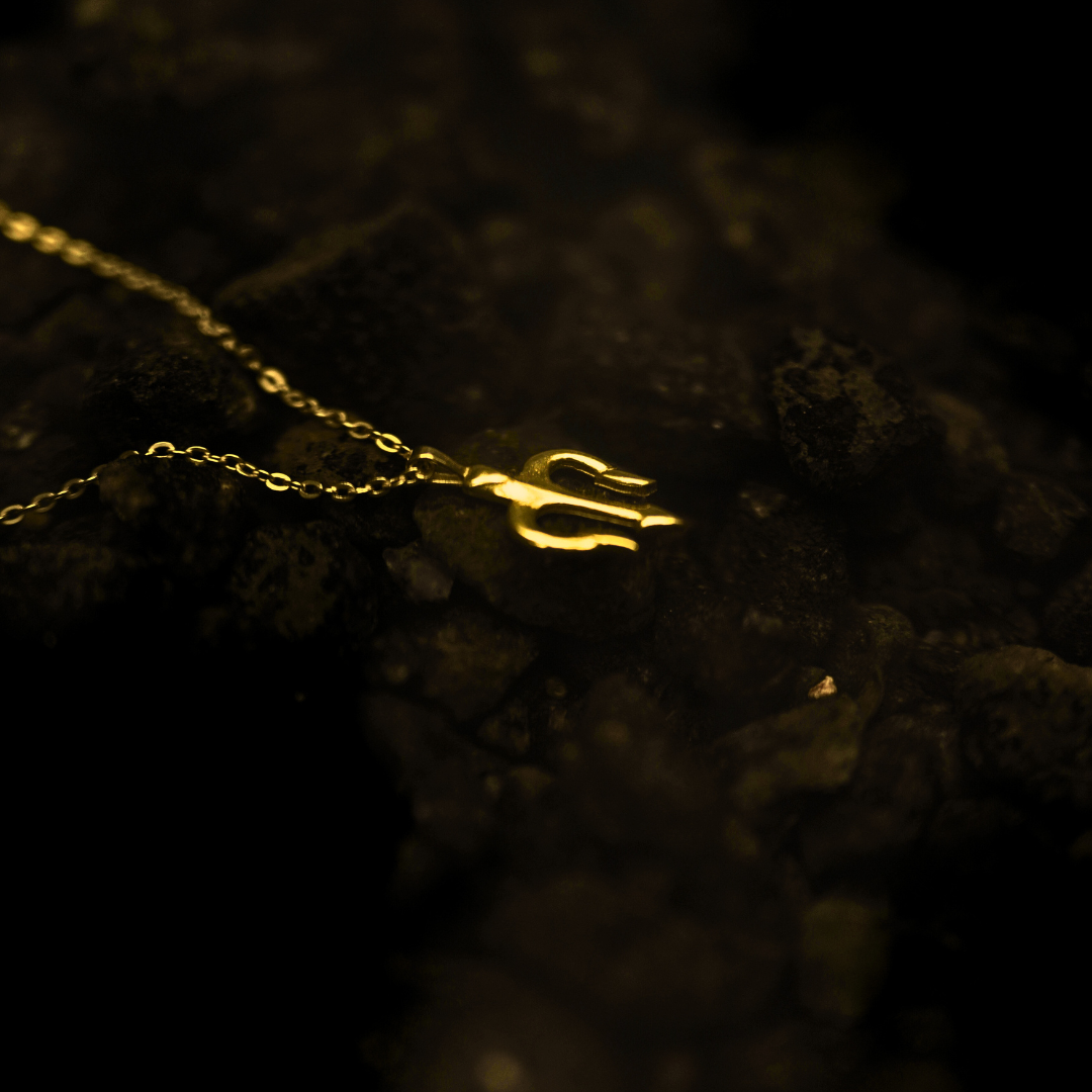 TRIDENT PENDANT  (GOLD)